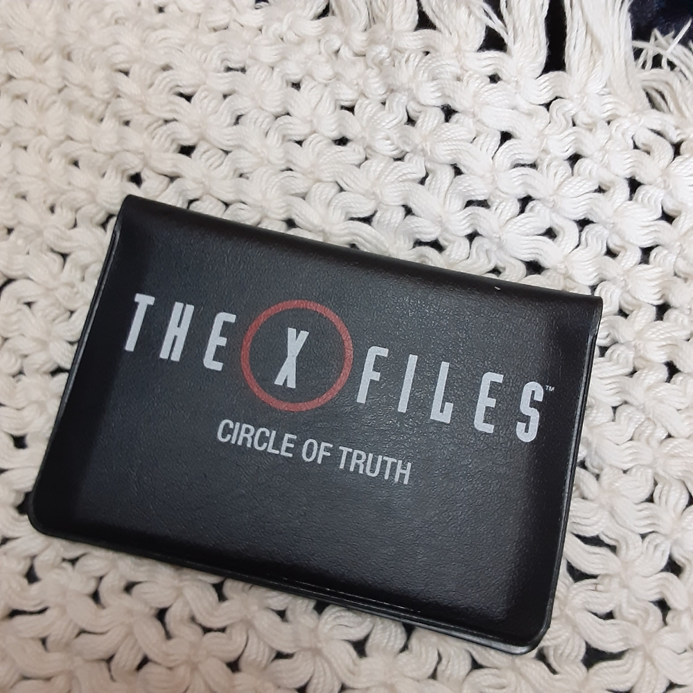 X-Files Circle of Truth Game